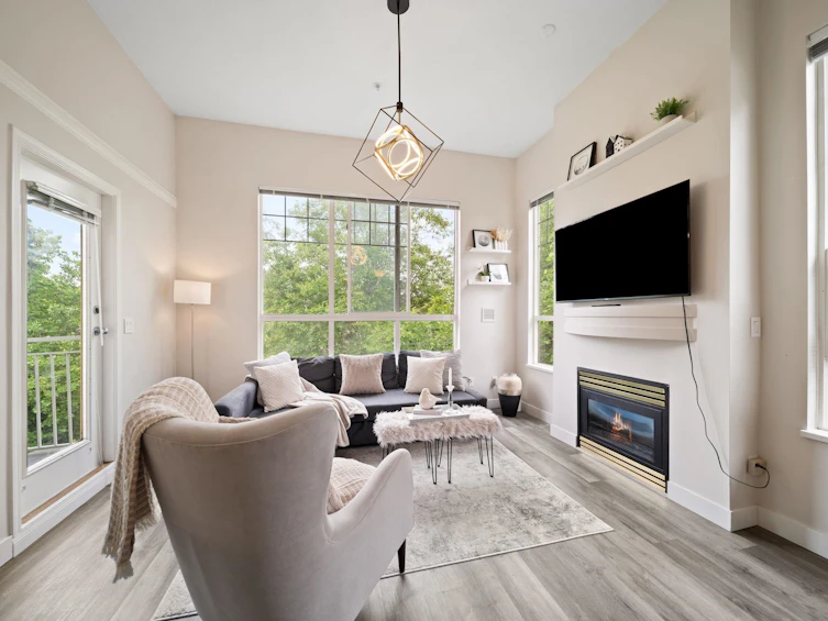 404-10186 155 Street, Surrey, BC, V3R 0R6 - 3