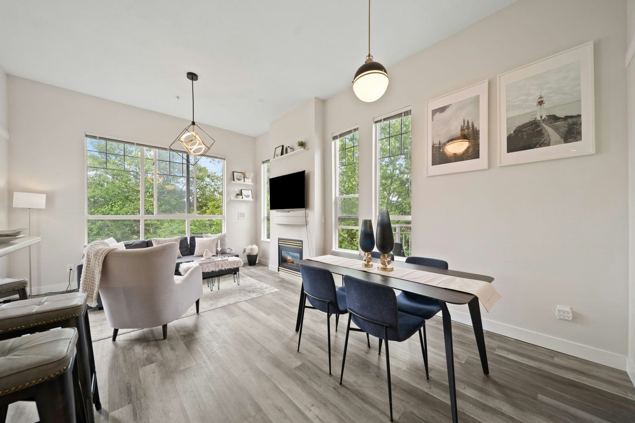 404-10186 155 Street, Surrey, BC, V3R 0R6 - 4