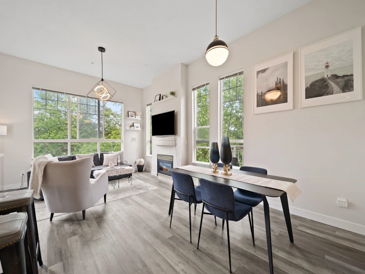 404-10186 155 Street, Surrey, BC, V3R 0R6 - 4