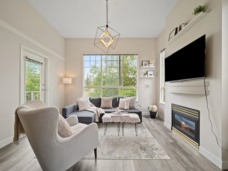 404-10186 155 Street, Surrey, BC, V3R 0R6 - 2