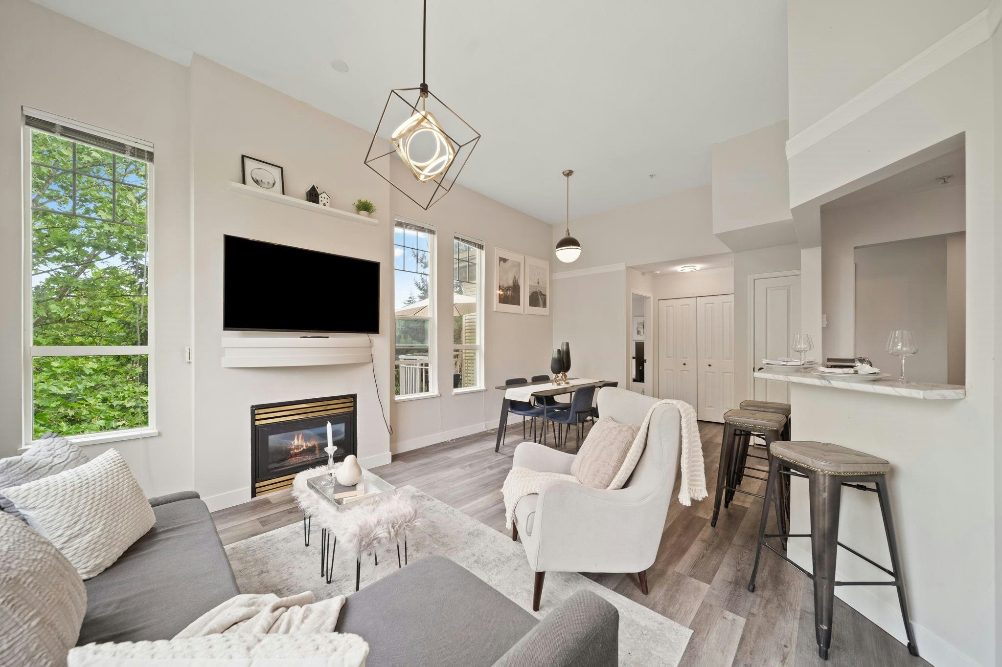 404-10186 155 Street, Surrey, BC, V3R 0R6 - 5