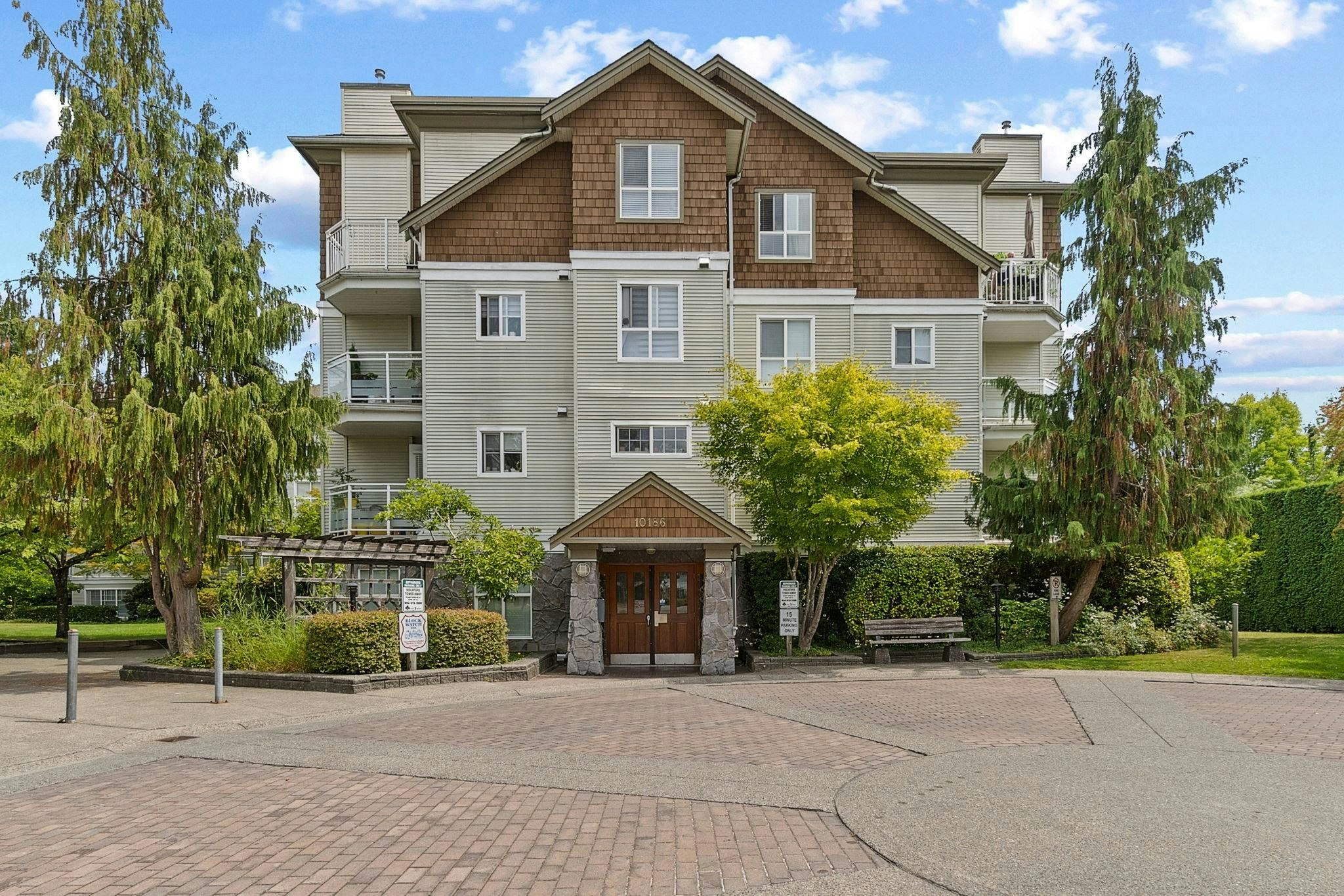404-10186 155 Street, Surrey, BC, V3R 0R6 - 36