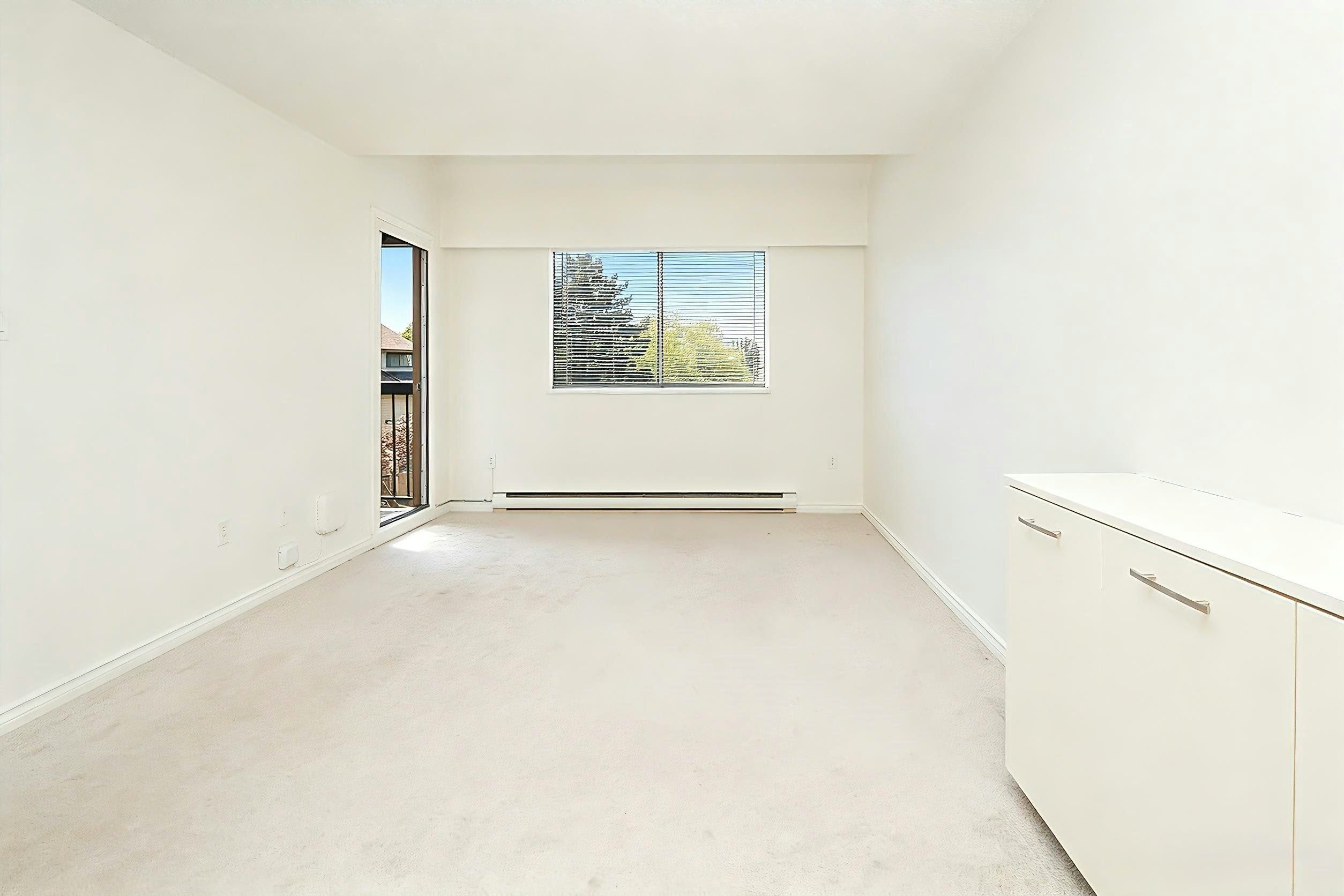 413-8120 Colonial Drive - 2
