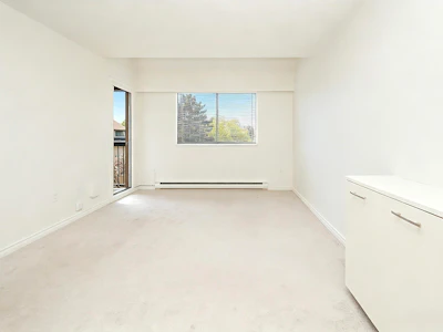 413-8120 Colonial Drive - 2