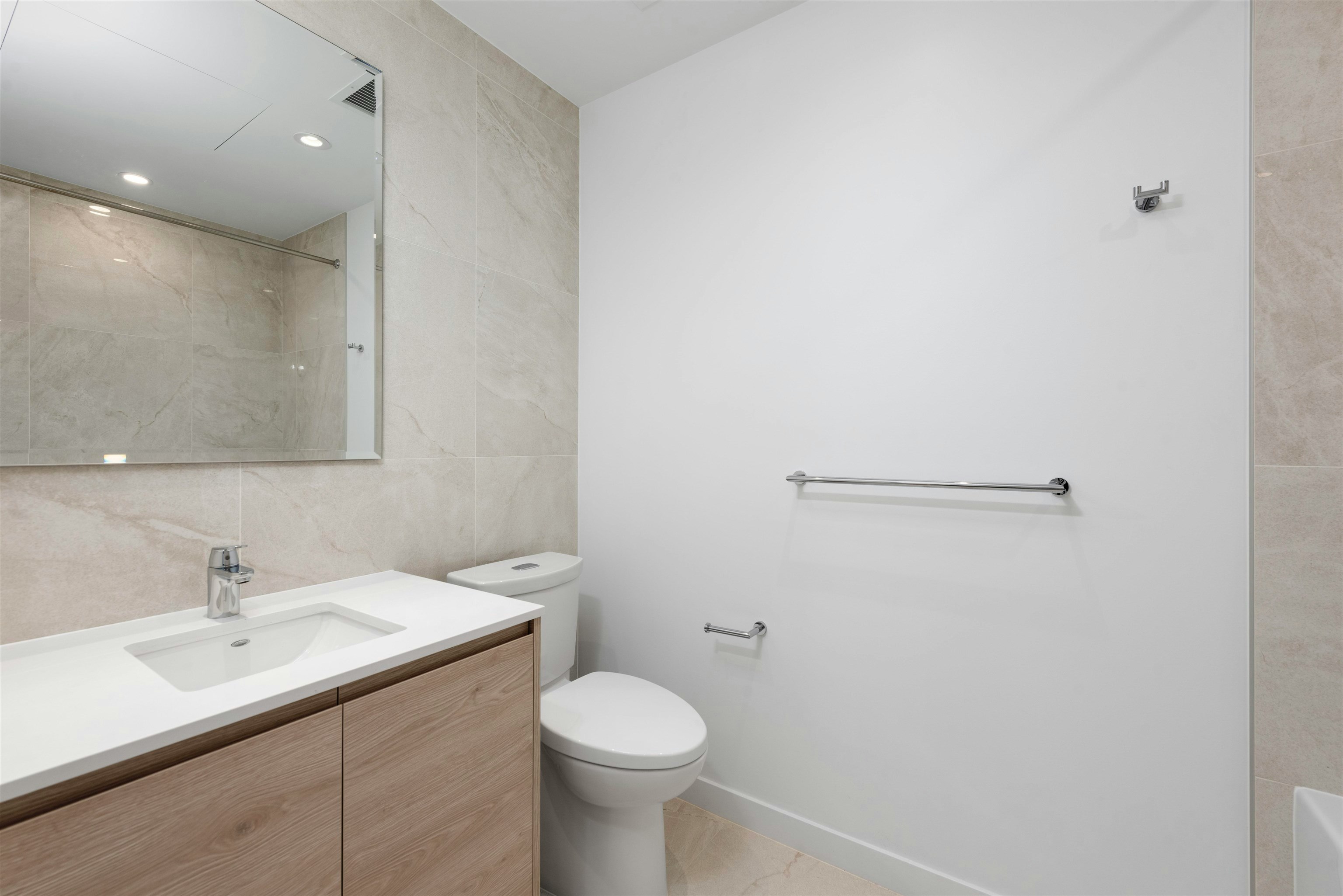 4001-680 Quayside Drive, New Westminster, BC, V3M 0P2 - 17