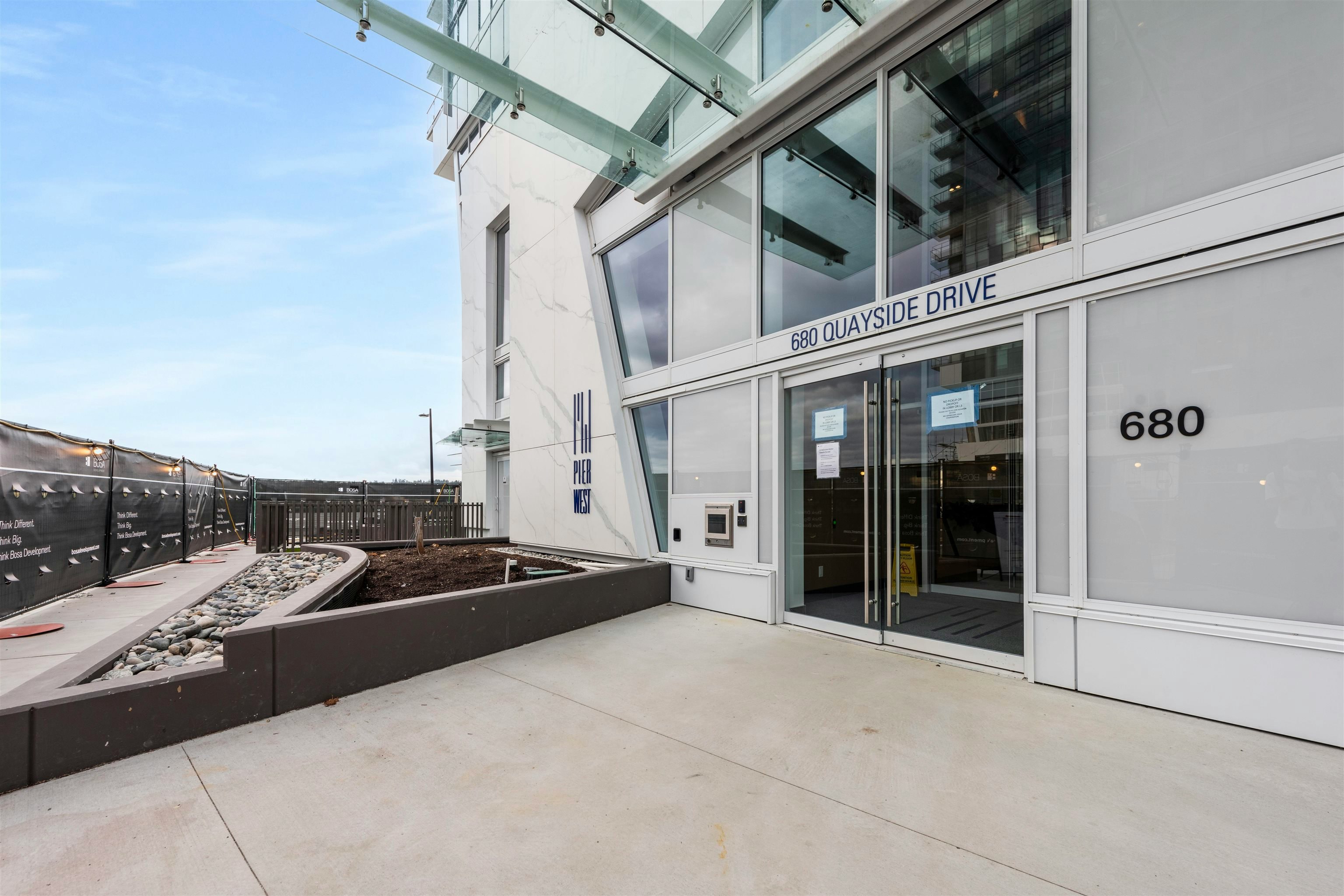 4001-680 Quayside Drive, New Westminster, BC, V3M 0P2 - 31