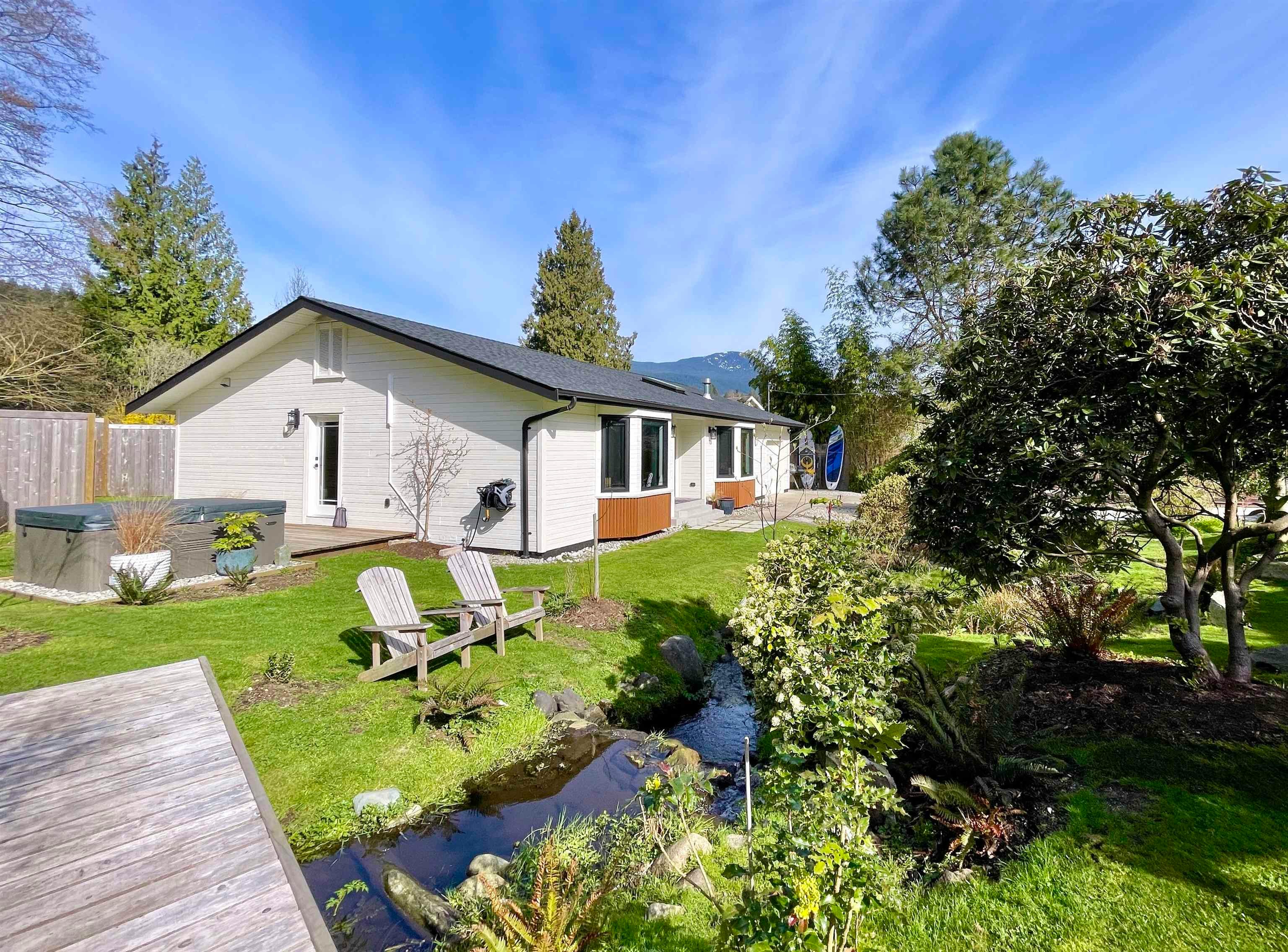 655 Dougall Road, Gibsons, BC, V0N 1V8 - 21