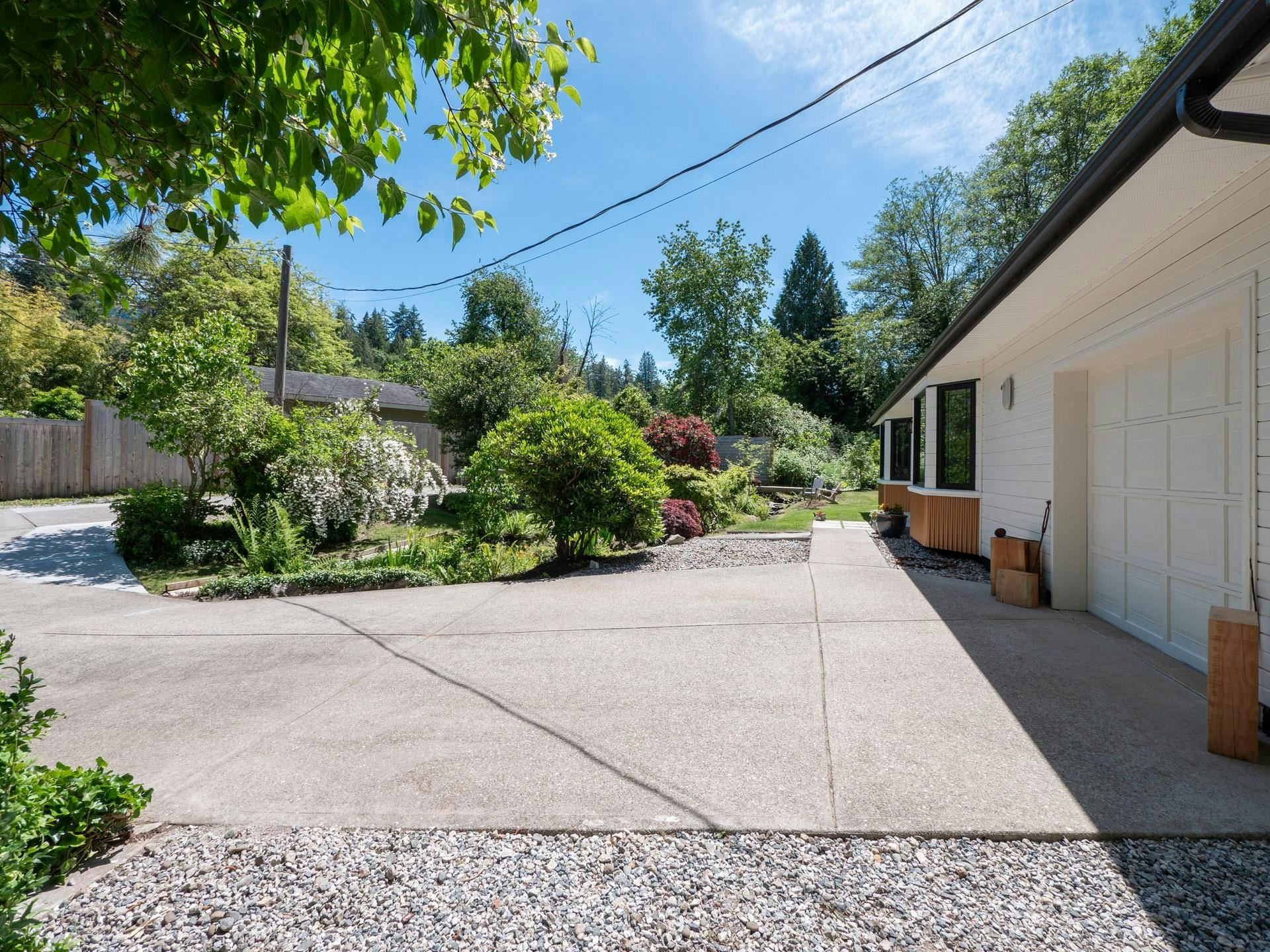 655 Dougall Road, Gibsons, BC, V0N 1V8 - 27