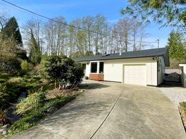 655 Dougall Road, Gibsons, BC, V0N 1V8 - 28