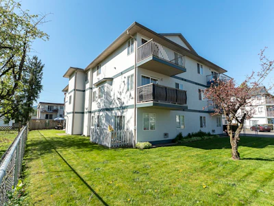 17-46160 Princess Avenue - 4