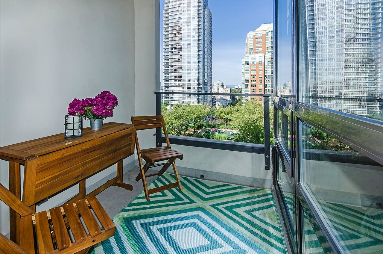 1513-938 Smithe Street, Vancouver, BC, V6Z 3H8 - 9