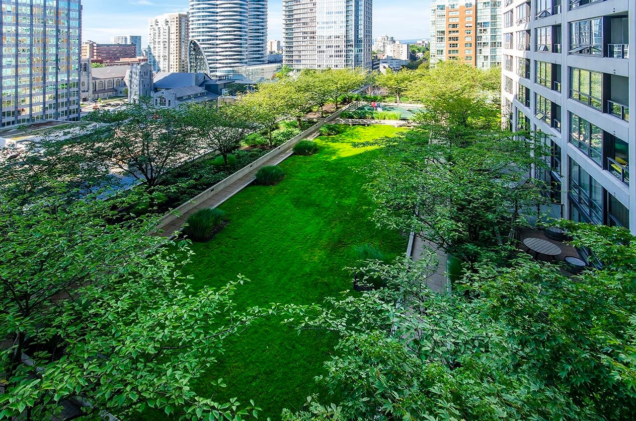 1513-938 Smithe Street, Vancouver, BC, V6Z 3H8 - 11