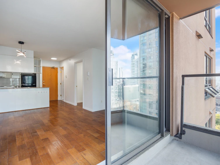 907-1189 Howe Street, Vancouver, BC, V6Z 2X4 - 25