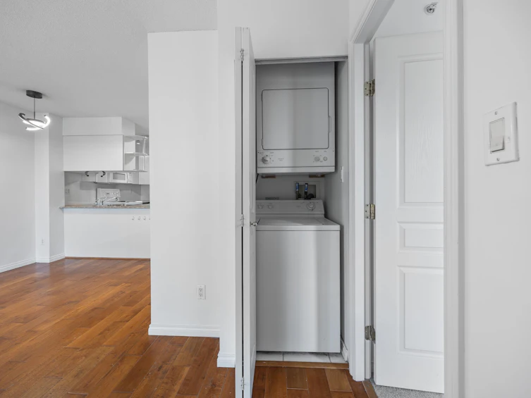 907-1189 Howe Street, Vancouver, BC, V6Z 2X4 - 28