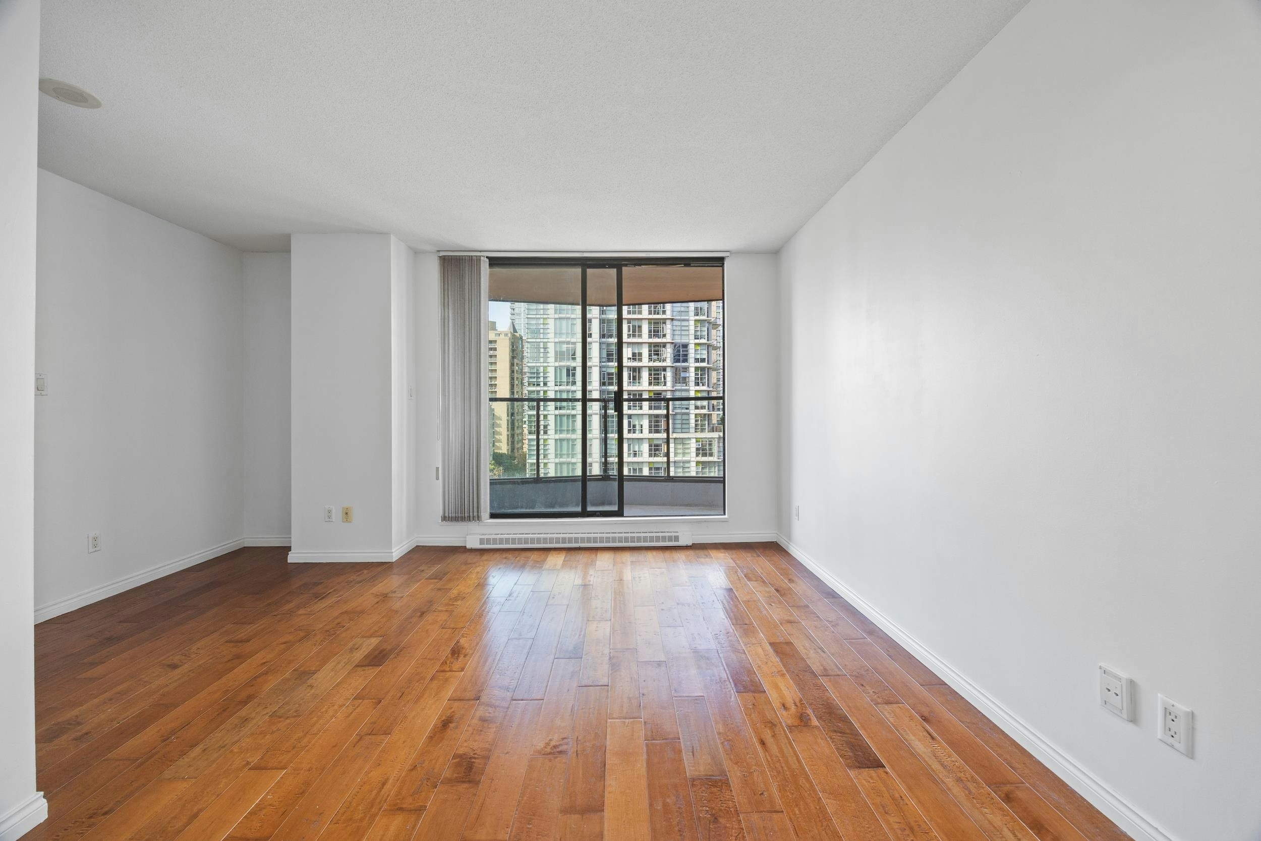907-1189 Howe Street, Vancouver, BC, V6Z 2X4 - 10