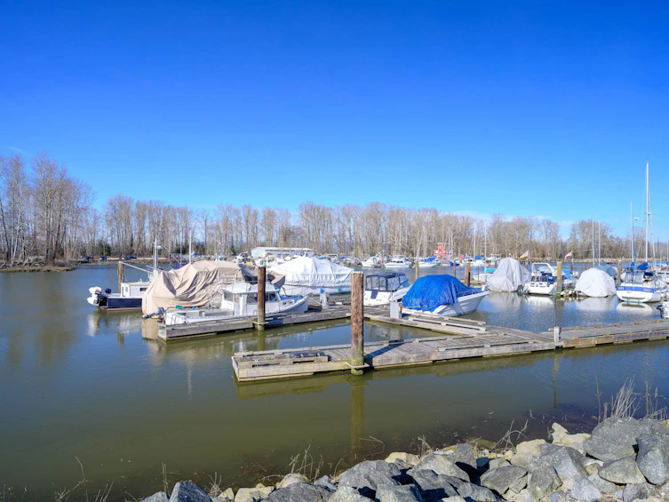 110-4803 48 Avenue, Delta, BC, V4K 1V2