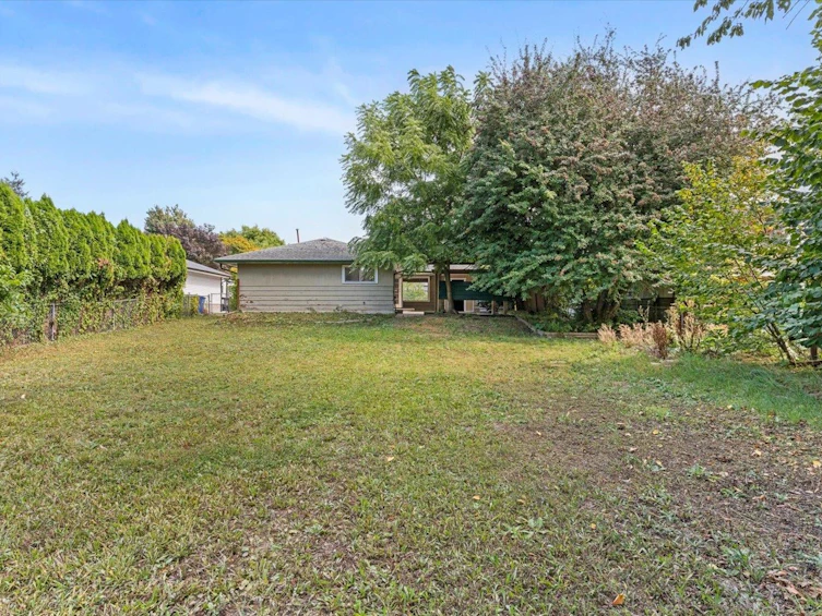 9647 Windsor Street, Chilliwack, BC, V2P 6C3 - 19