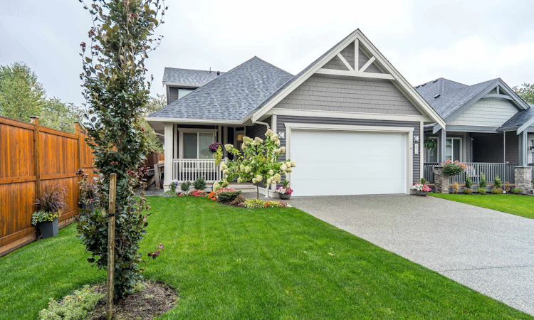 83-6211 Chilliwack River Road