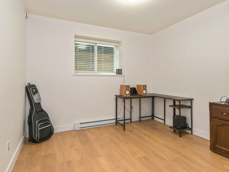 27726 Roundhouse Drive, Abbotsford, BC, V4X 0A5 - 29