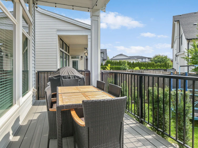 27726 Roundhouse Drive, Abbotsford, BC, V4X 0A5 - 33