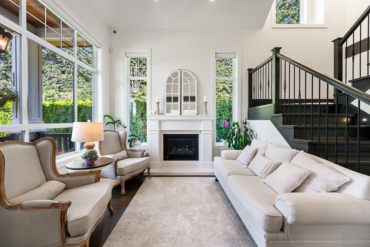12798 26b Avenue - 2