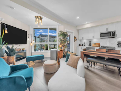 225-12109 223 Street - 5