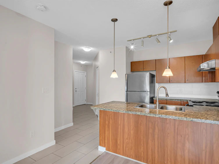 1104-511 Rochester Avenue, Coquitlam, BC, V3K 0A2 - 2