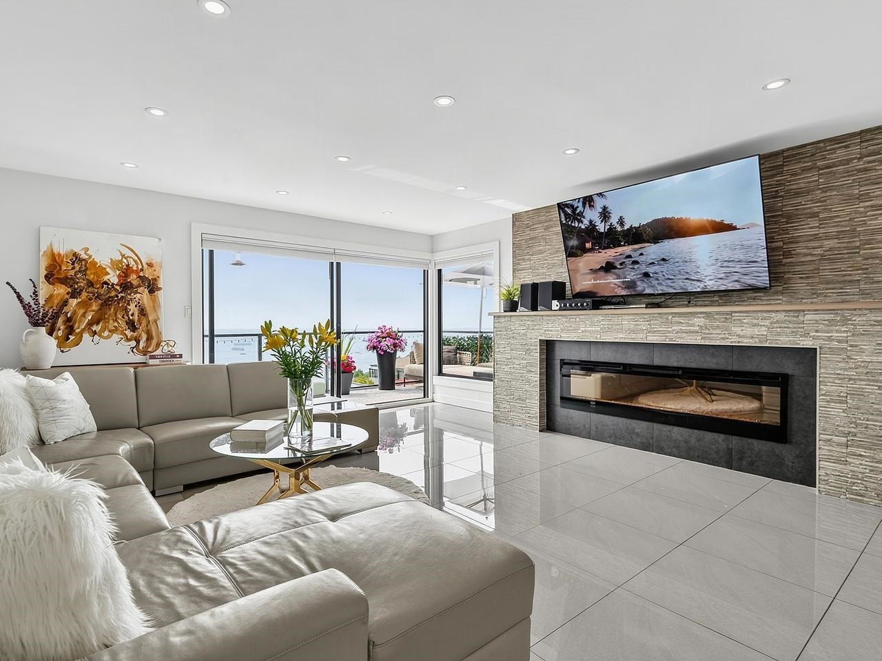 31-2216 Folkestone Way, West Vancouver, BC, V7S 2X7
