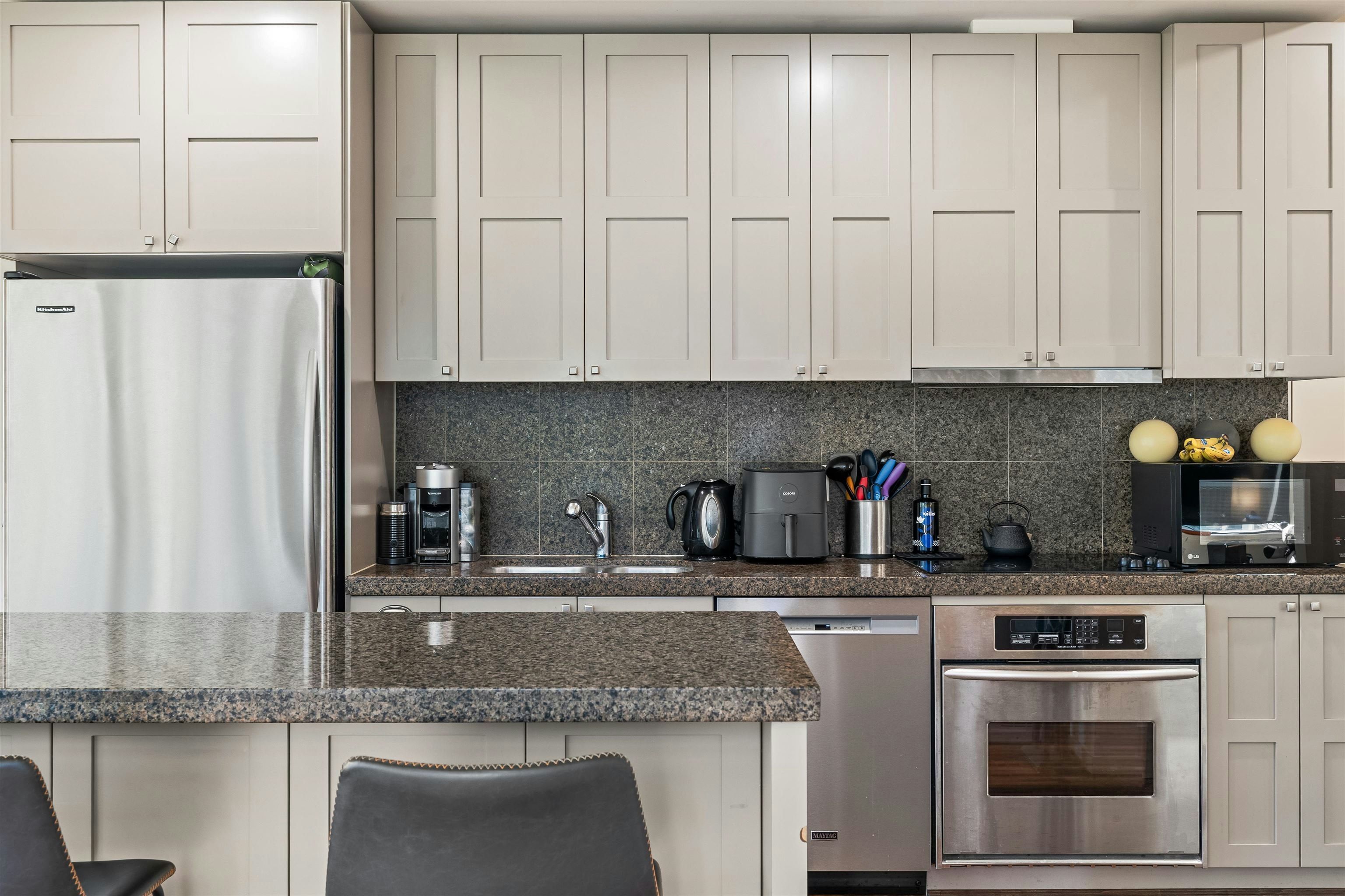 609-1333 West Georgia Street, Vancouver, BC, V6E 4V3