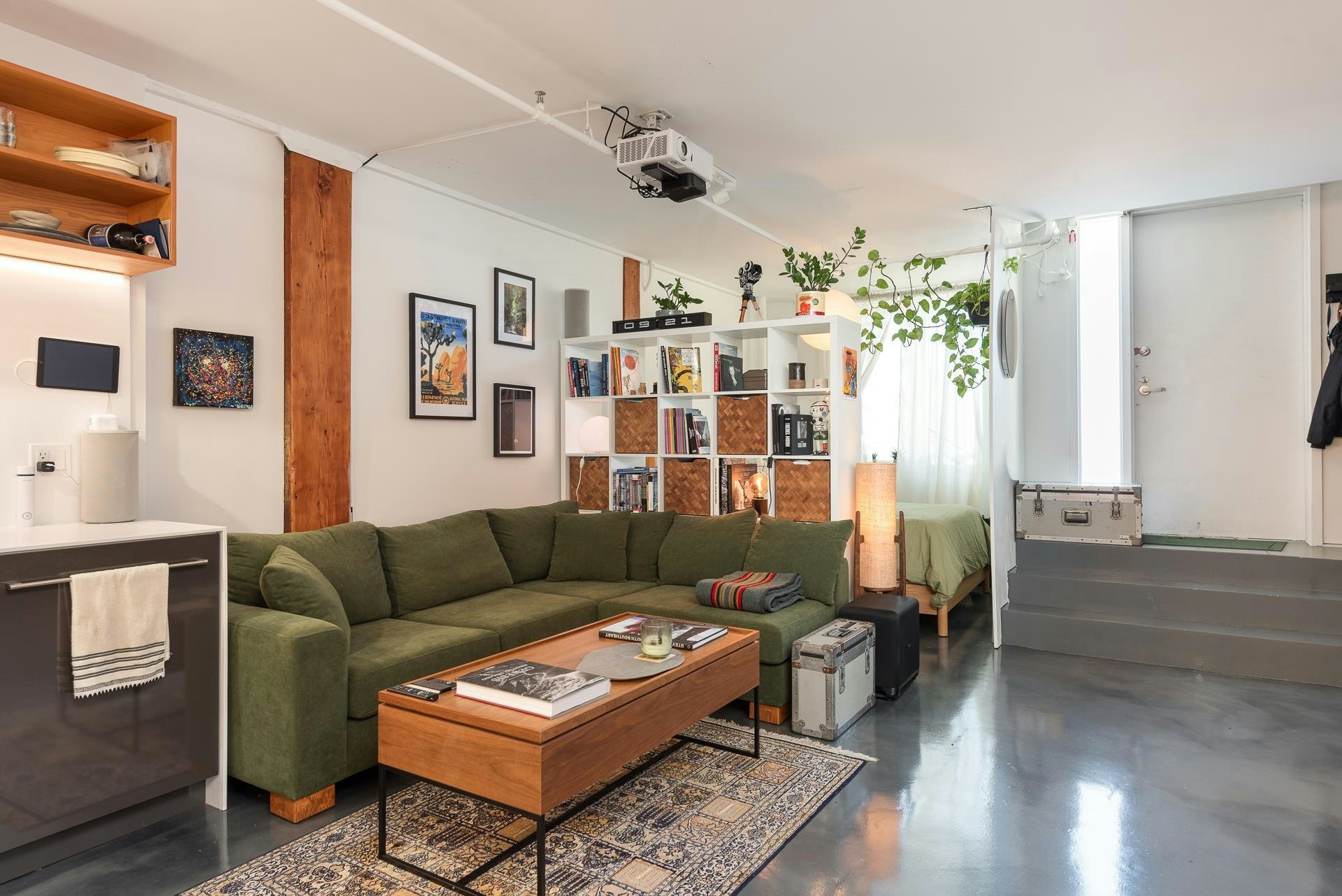 L2-2556 E Hastings Street - 5