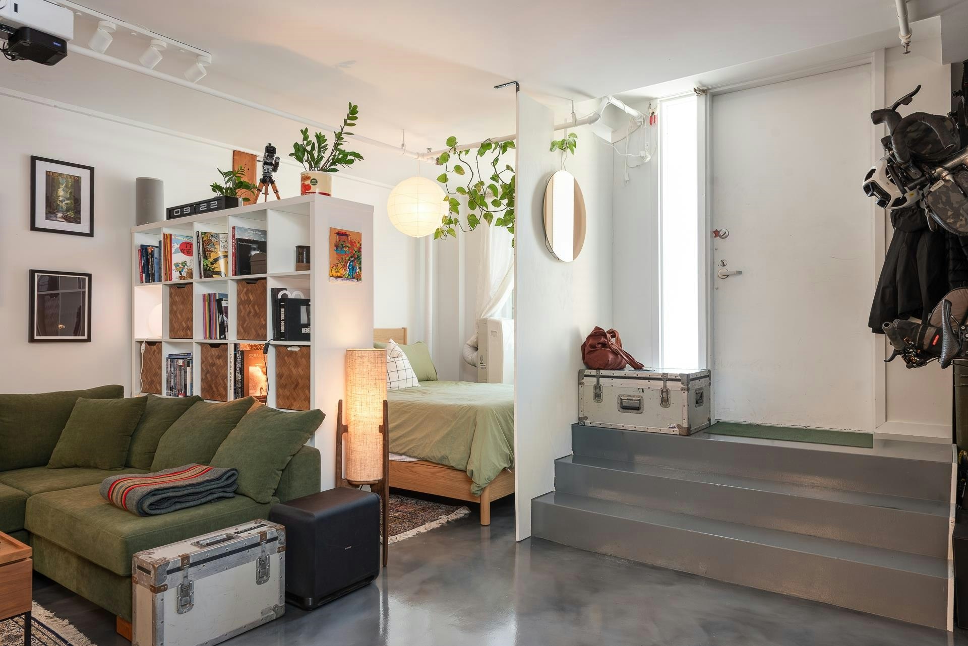 L2-2556 E Hastings Street - 4