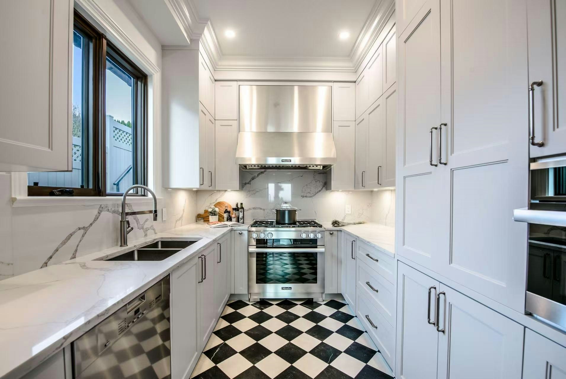 1765 Queens Avenue, West Vancouver, BC, V7V 2X6 - 14