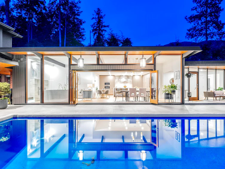 4125 Burkehill Place, West Vancouver, BC, V7V 3M8 - 3