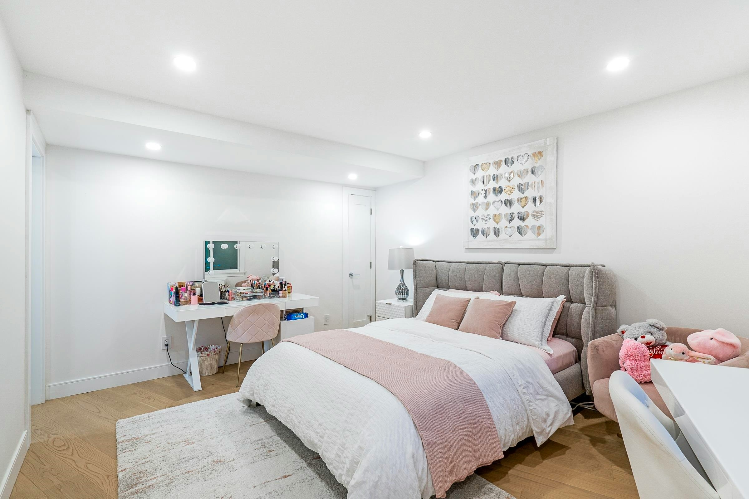 4125 Burkehill Place, West Vancouver, BC, V7V 3M8 - 28