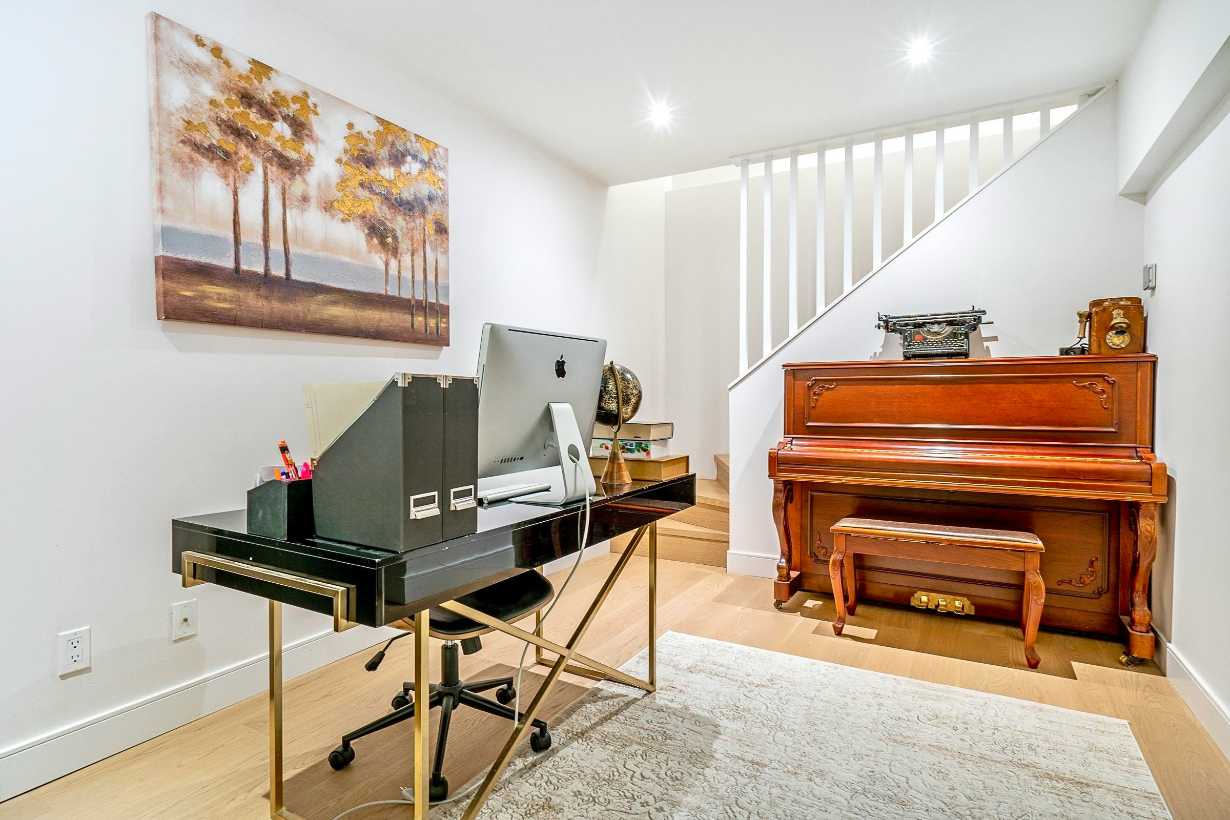 4125 Burkehill Place, West Vancouver, BC, V7V 3M8 - 36