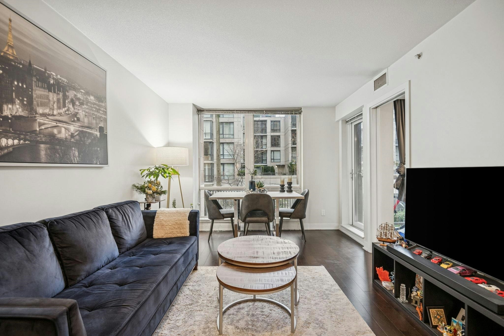 301-1055 Richards Street, Vancouver, BC, V6B 0C2 - 7