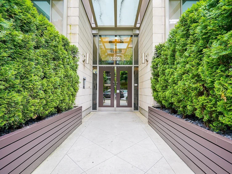 301-1055 Richards Street, Vancouver, BC, V6B 0C2 - 20