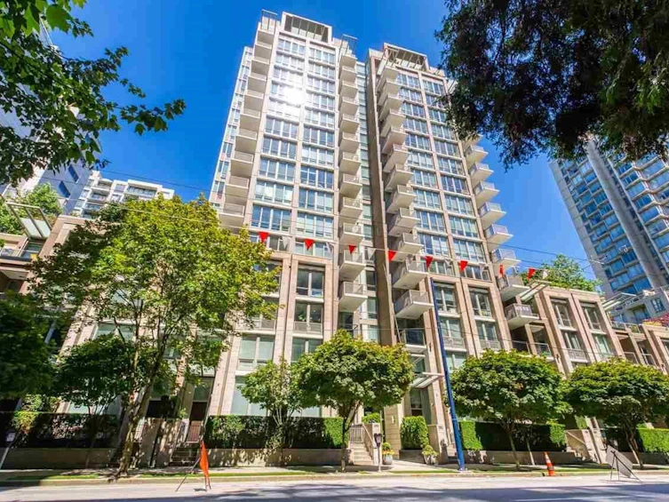 301-1055 Richards Street, Vancouver, BC, V6B 0C2 - 19