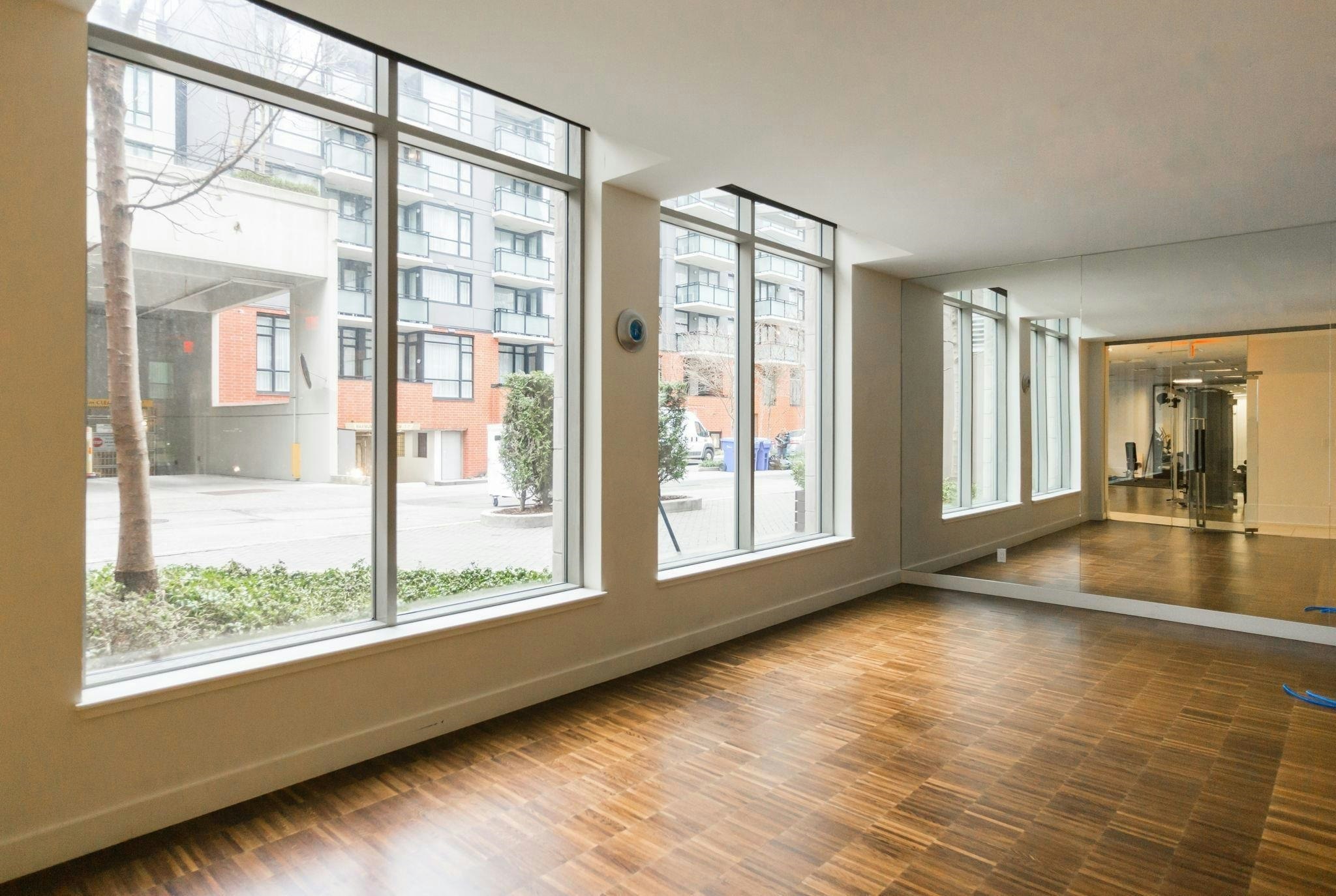 301-1055 Richards Street, Vancouver, BC, V6B 0C2 - 25