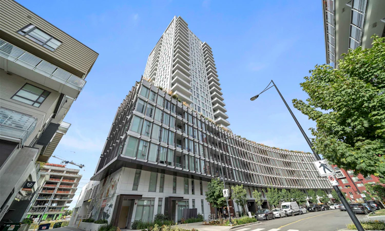 426-3438 Sawmill Crescent
