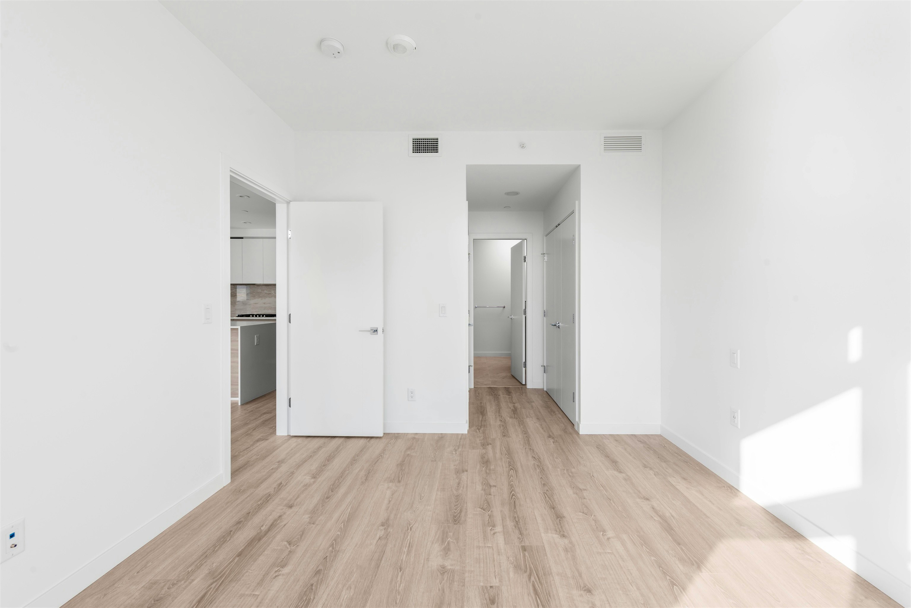 4008-680 Quayside Drive, New Westminster, BC, V3M 0P2 - 16