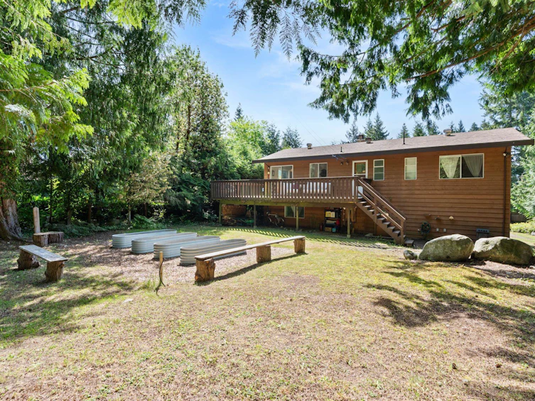 8044 Dogwood Drive, Halfmoon Bay, BC, V7Z 1A7 - 30