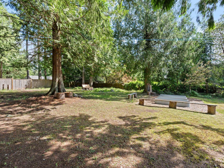 8044 Dogwood Drive, Halfmoon Bay, BC, V7Z 1A7 - 32