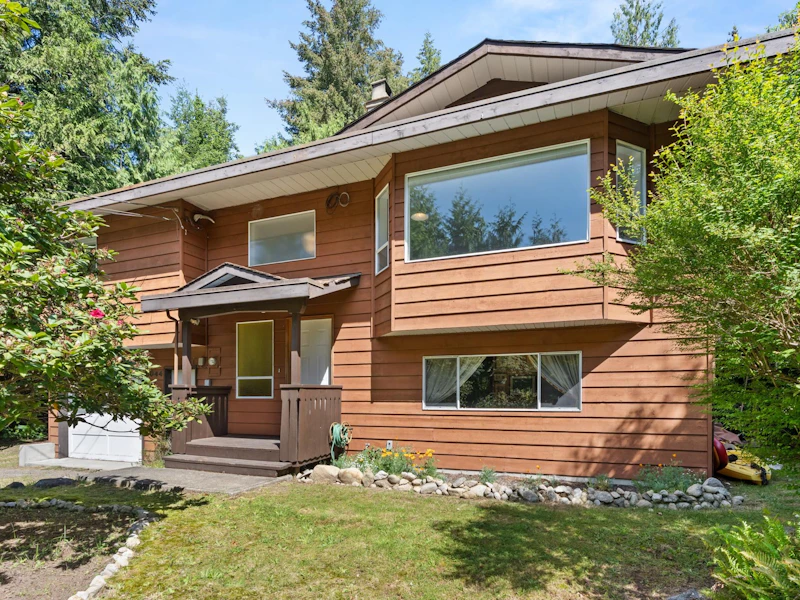 8044 Dogwood Drive, Secret Cove BC