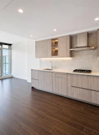 407 4720 Lougheed Highway