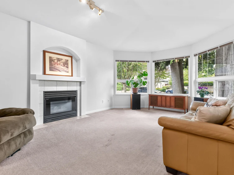 4484 210a Street, Langley, BC, V3A 8M2 - 5