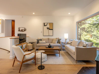 3125 Hawthorne Place - 3