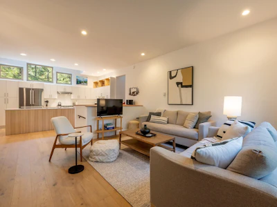 3125 Hawthorne Place - 2