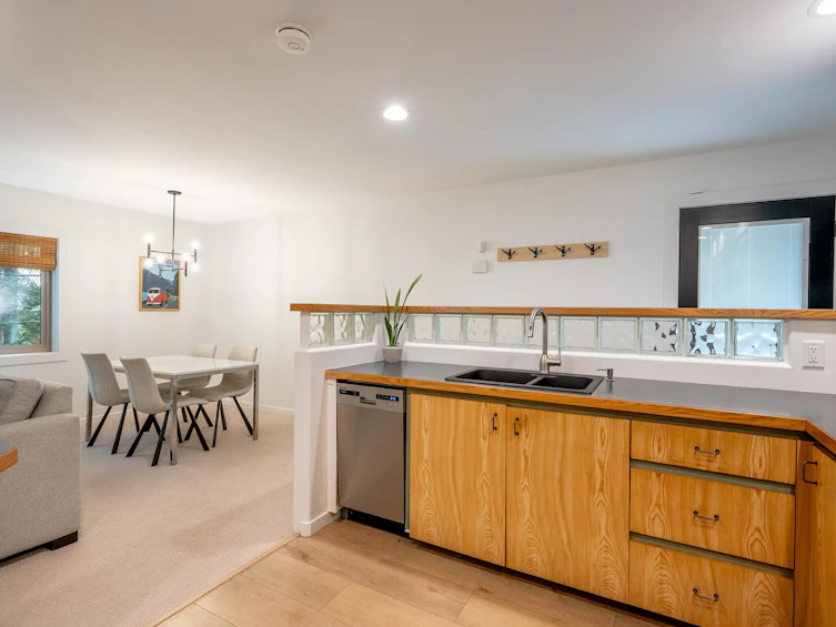 3125 Hawthorne Place, Whistler, BC, V8E 0B8 - 28