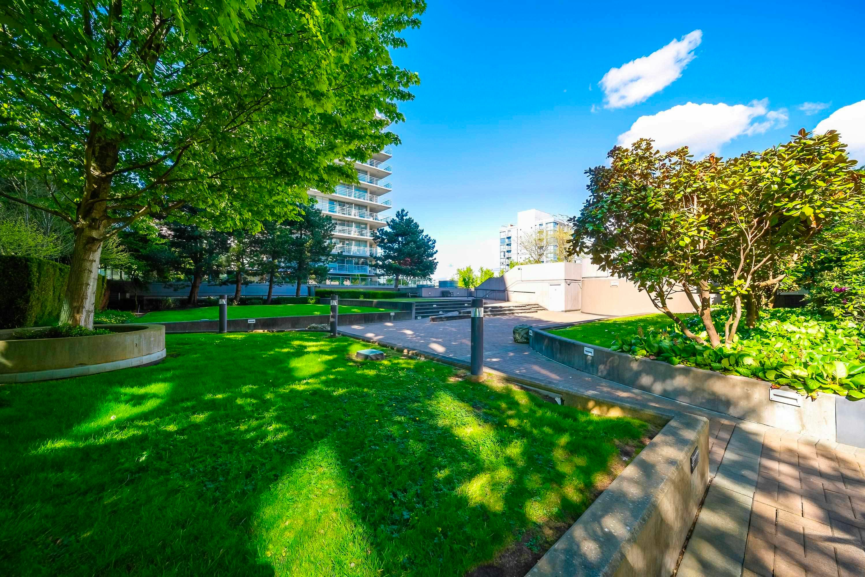 1709-6068 No. 3 Road, Richmond, BC, V6Y 4M7 - 23
